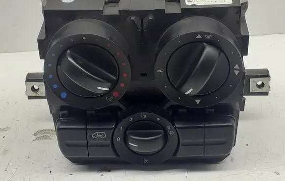 Mercedes-Benz Vito Viano W639 Climate control unit A6398301185