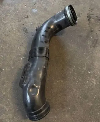 Intake resonator