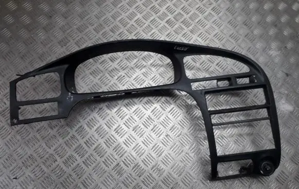 Hyundai Elantra Dashboard trim