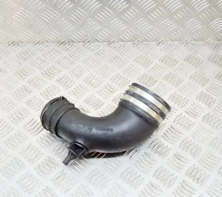 Maserati Ghibli Air intake duct part 670003845 70568413