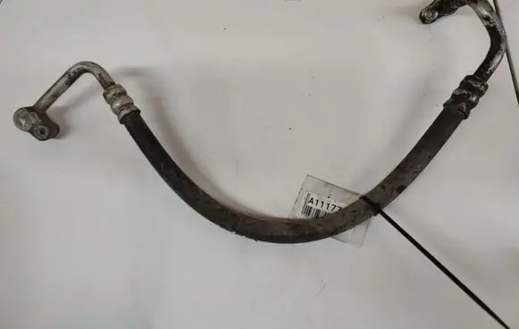KIA Sorento Air conditioning (A/C) pipe/hose 