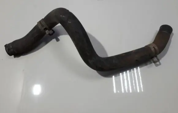 Jeep Cherokee Engine coolant pipe/hose