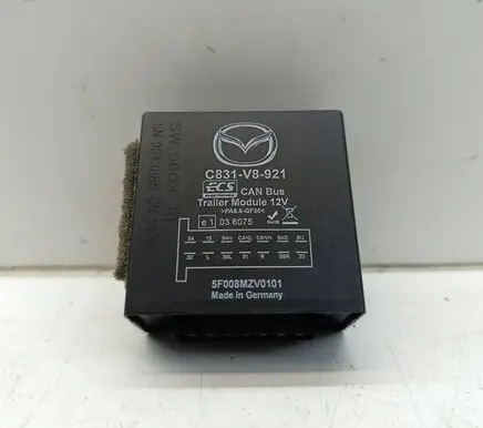 Mazda CX-5 Tow bar trailer control unit/module C831V8921