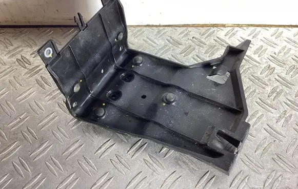 Volkswagen Tiguan Battery bracket 5QJ971796