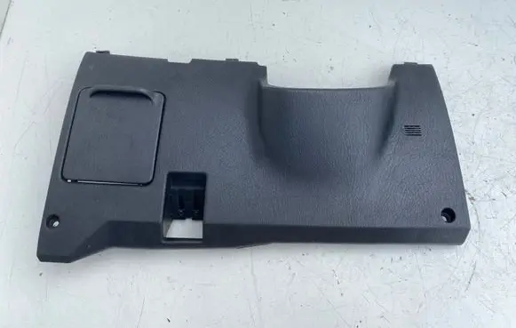 Dashboard lower bottom trim panel