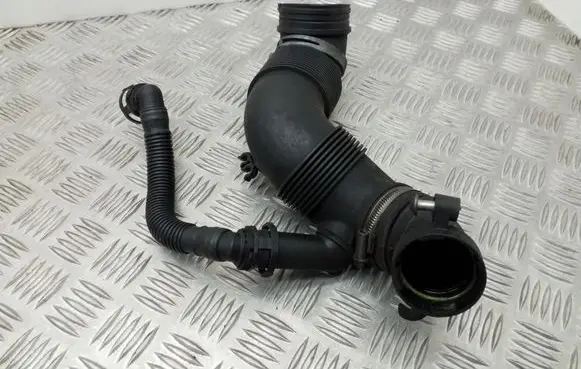 Volkswagen PASSAT B7 Air intake duct part 3C0129654M 03L103493AE 3C0129635