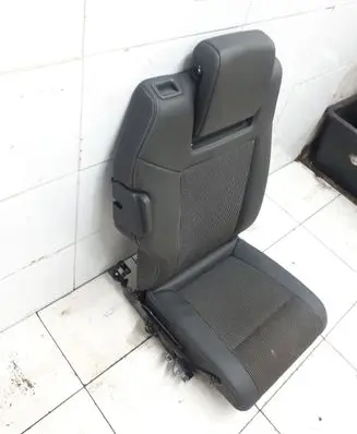 Opel Zafira B Third row seats 