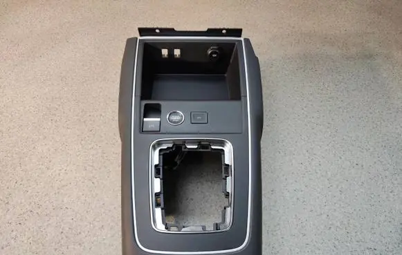 Citroen C5 Aircross Center console decorative trim 982258508032 9822585080