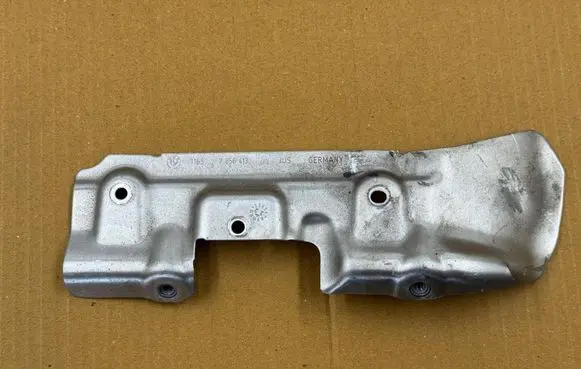 BMW M5 F90 Exhaust heat shield 7856413 11657856413