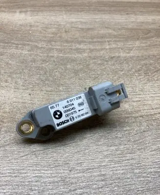 BMW X5 E53 Airbag deployment crash/impact sensor 6911038 0285002064