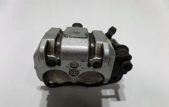 Suzuki SX4 Front brake caliper AN400dhdfyt