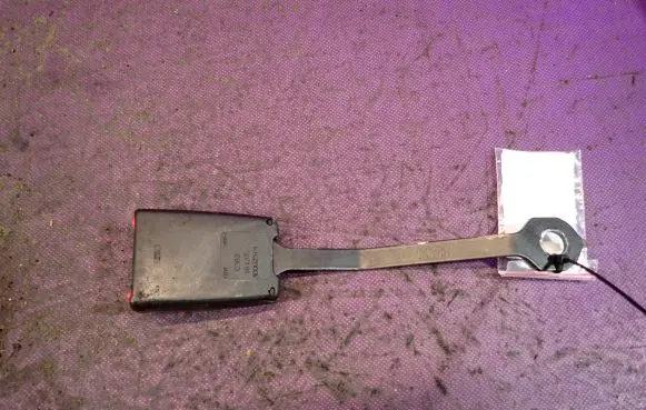 Fiat Seicento/600 Front seatbelt buckle 30002574
