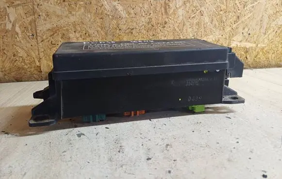 Chrysler Voyager Fuse module 04868092AA 23417D