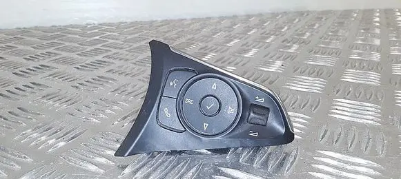 Opel Crossland X Steering wheel buttons/switches 39172790