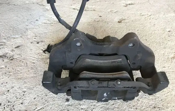 Mercedes-Benz GL X164 Front brake caliper A1644201883 A1644202283 A1644202483