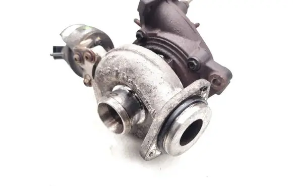 Audi A4 S4 B8 8K Turbo 03L145721A