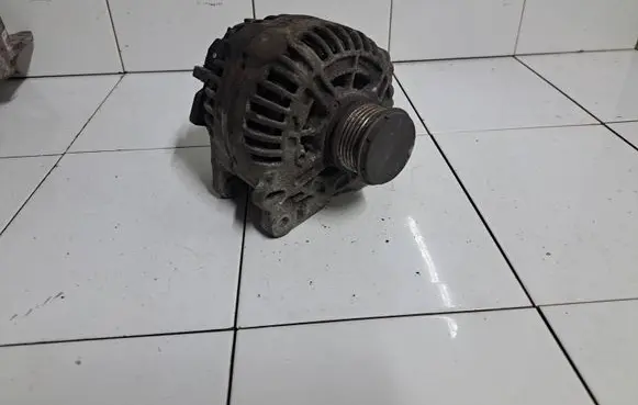 Ford Galaxy Generator/alternator 021903026A