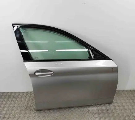 BMW 5 G30 G31 Front door 7408962