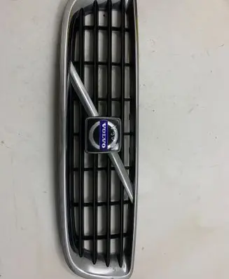 Volvo V50 Front bumper upper radiator grill 30744915 30744914
