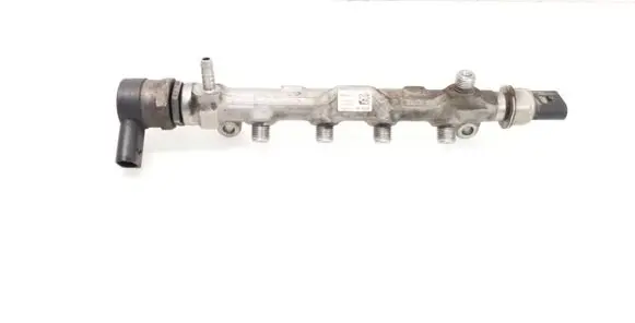 Skoda Octavia Mk3 (5E) Fuel main line pipe 04L089D 04L906054
