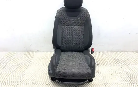 Citroen C4 II Front passenger seat 