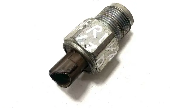 Fuel pressure sensor