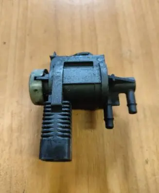 Seat Alhambra (Mk1) Turbo solenoid valve 1J0906283C