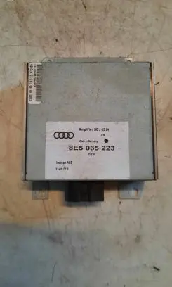 Audi A4 S4 B5 8D Sound amplifier 8E5035223 1340778 R642014
