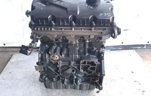 Volkswagen PASSAT B6 Engine BKC