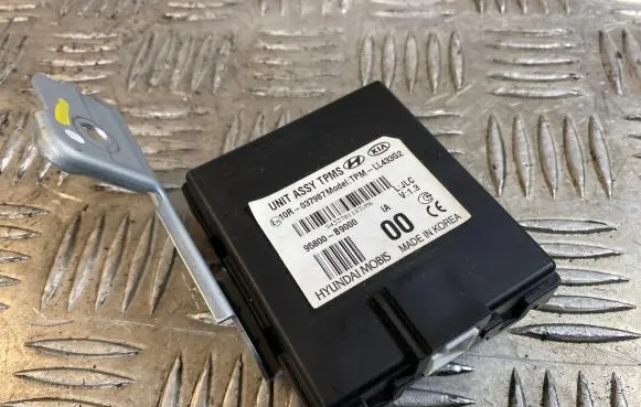 Hyundai i10 Other control units/modules 95800B9000 10R037987 S433701183