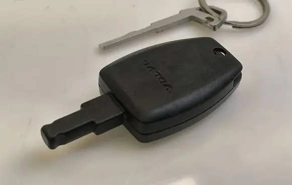 Volvo V50 Ignition key/card 31110091