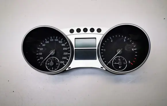 Mercedes-Benz R W251 Speedometer (instrument cluster) A2515404348