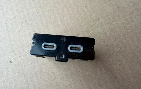 Cupra Formentor USB socket connector 3G5035954A