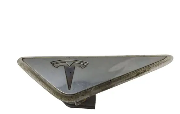 Tesla Model S Front fender indicator light 6007707