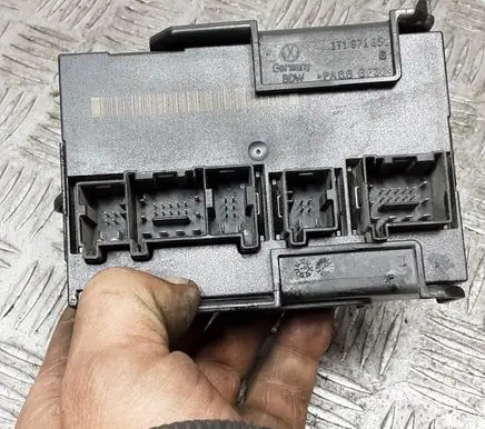 Volkswagen Touran I Comfort/convenience module 1K0959433C 4050549800 05450800