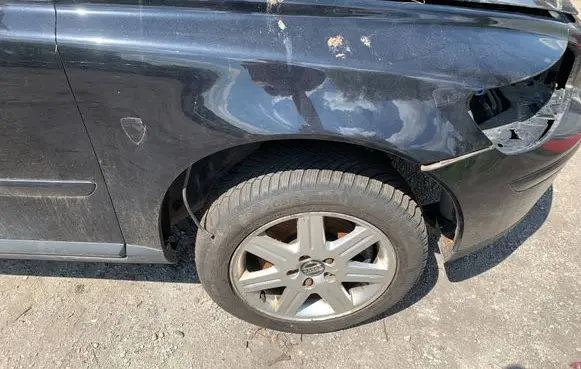 Volvo S40 Fender 