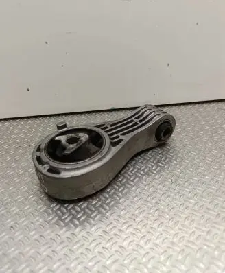 Peugeot Expert Engine mount bracket 9816338580