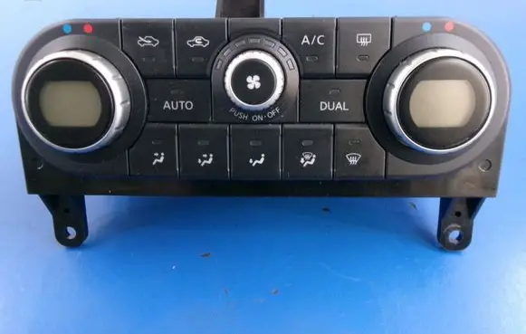 Nissan Qashqai Climate control unit 27500JD40C