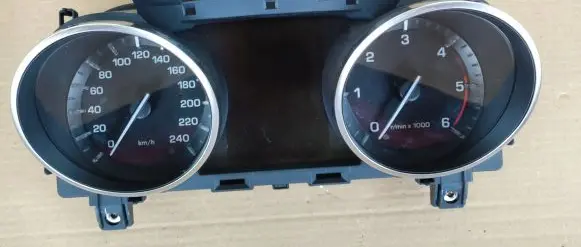 Land Rover Range Rover Sport L494 Speedometer (instrument cluster) FPLA10849ED