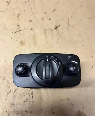 Ford Mondeo MK IV Light switch 8G9T13A024EA 10003927