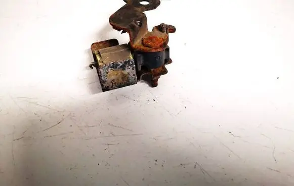 Nissan Juke I F15 Airbag deployment crash/impact sensor