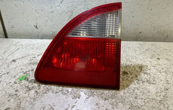 Volkswagen Sharan Tailgate rear/tail lights 7M3945257A