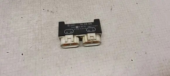 Volkswagen Transporter - Caravelle T4 Coolant fan relay 701919506