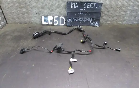 KIA Ceed Front door wiring loom 91600