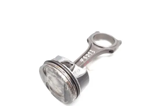 Opel Zafira C Piston with connecting rod B16DTH