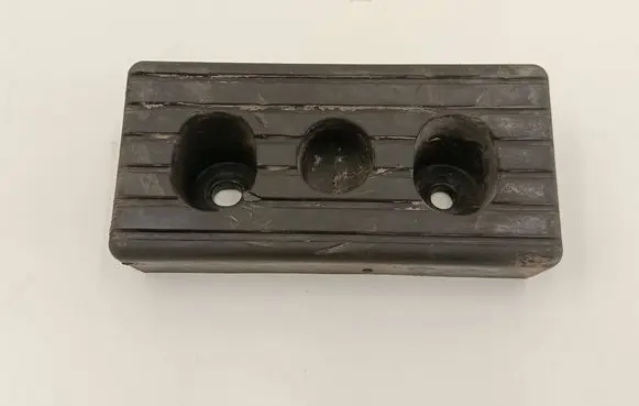 Tesla Model S Jacking socket point 100912400C