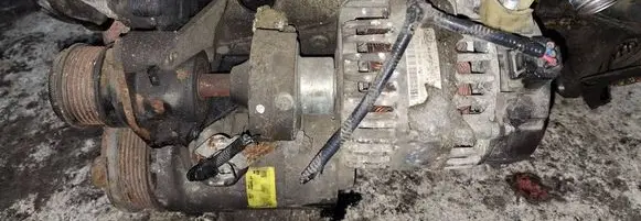 Ford Focus Generator/alternator 4m5t10300lc