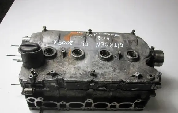 Citroen C5 Engine head 9635251410