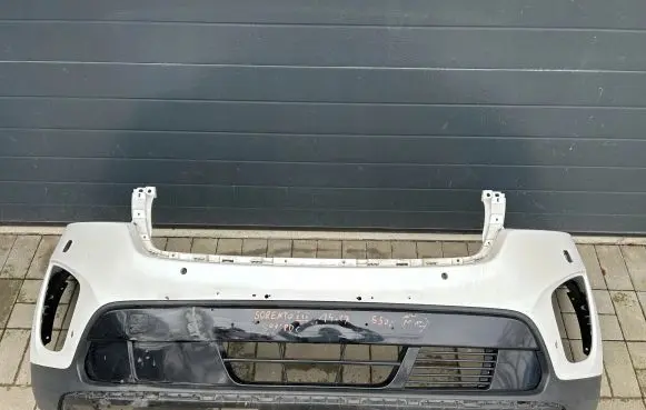 KIA Sorento Front bumper