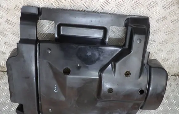 Jeep Cherokee III KJ Engine splash shield/under tray 